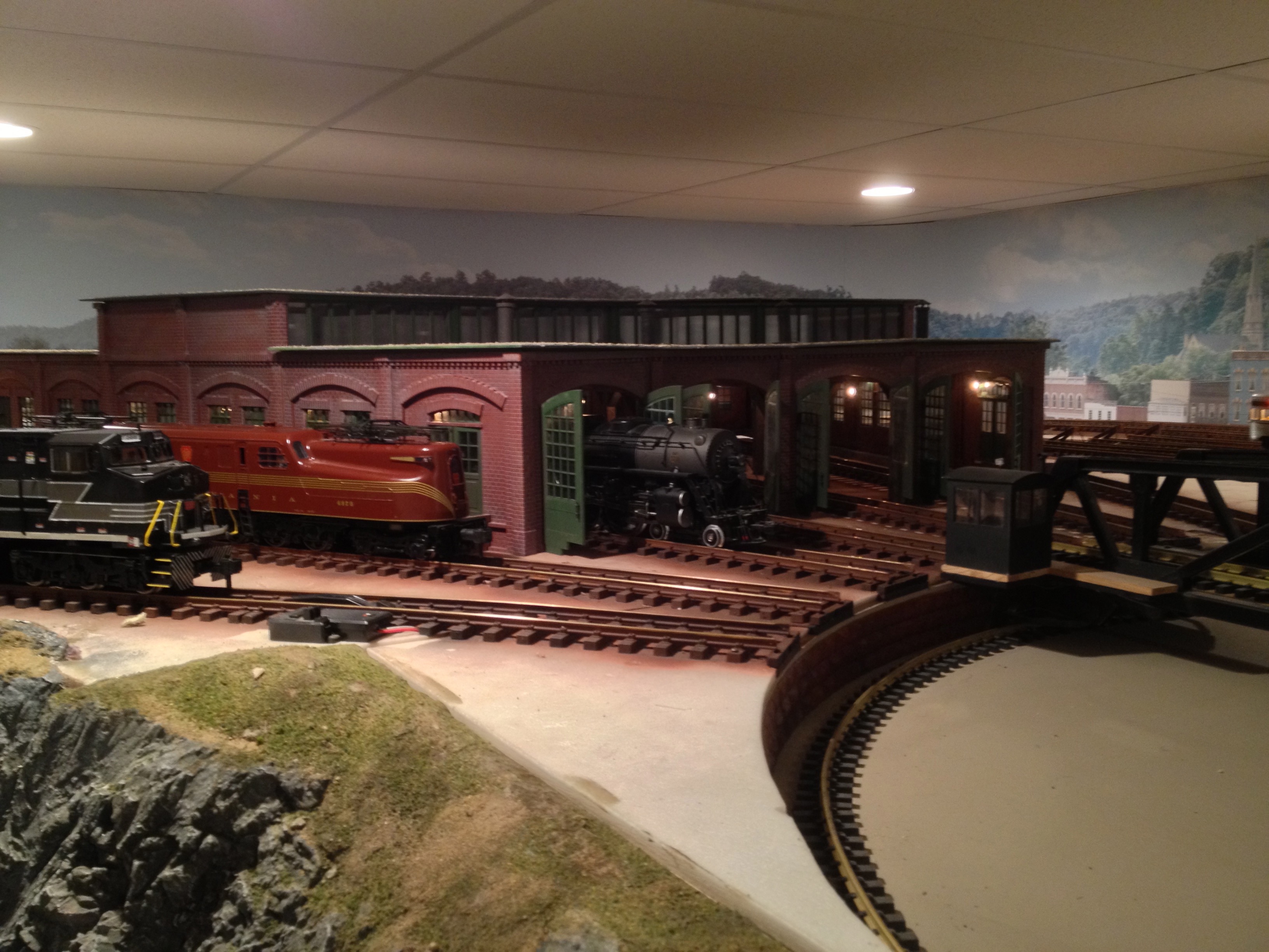 Custom Railroad Structures