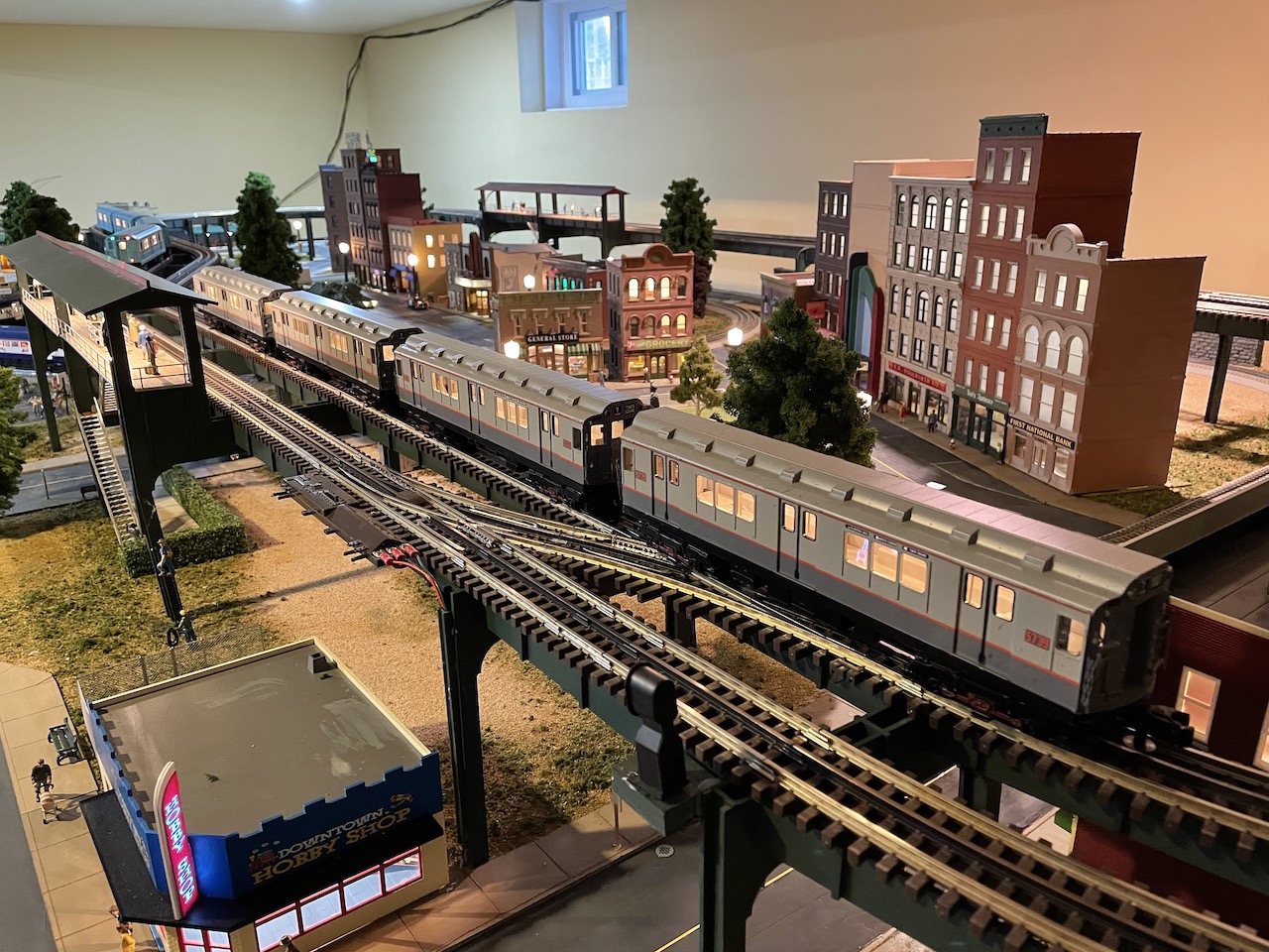 High Tech Lionel Railroad