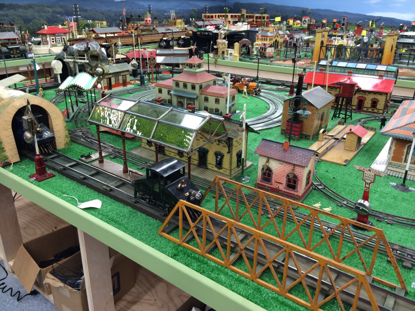 Classic Tinplate Railroad