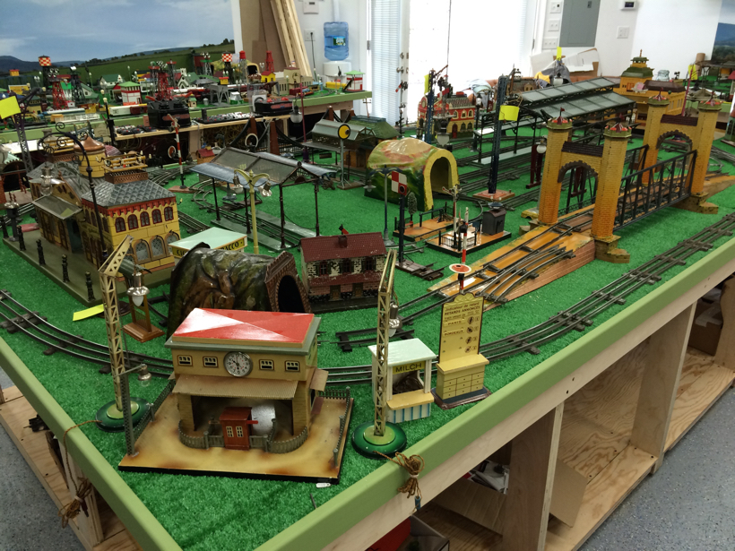 Classic Tinplate Railroad